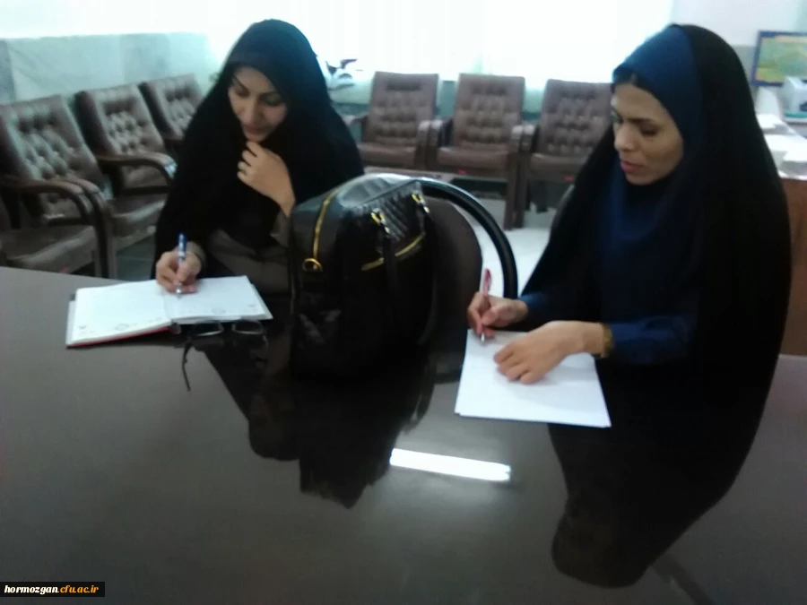 نشست هم اندیشی معاونین اداره آموزش و پرورش ناحیه 1 و کارشناسان آموزش و پژوهش دانشگاه فرهنگیان در آستانه هفته بزرگداشت پژوهش 3