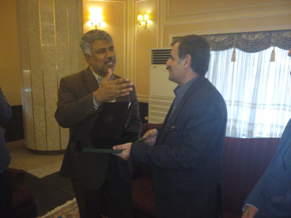 تقدیر سرپریت دانشگاه فرهنگیان از شهردار بندرعباس  6