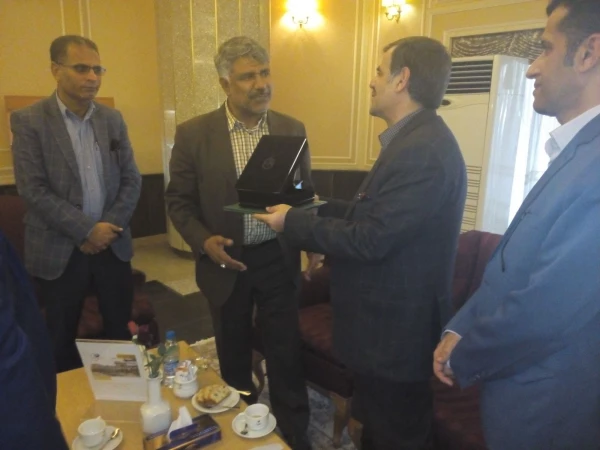 تقدیر سرپریت دانشگاه فرهنگیان از شهردار بندرعباس  9