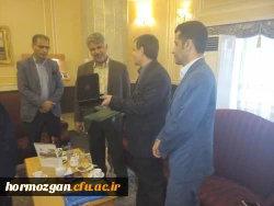 تقدیر سرپریت دانشگاه فرهنگیان از شهردار بندرعباس  10