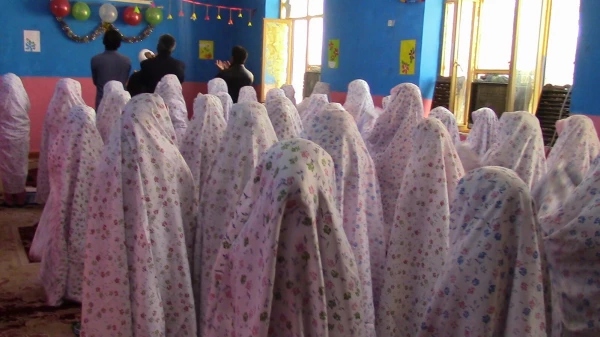 برگزاری اولین اردوی جهادی آموزشی ، فرهنگی دانشجویان پردیس های استان هرمزگان در منطقه محروم بخش هشت بندی از توابع شهرستان میناب 14