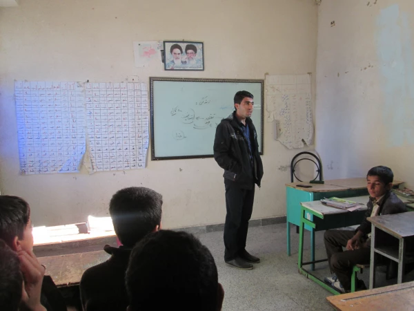 برگزاری اولین اردوی جهادی آموزشی ، فرهنگی دانشجویان پردیس های استان هرمزگان در منطقه محروم بخش هشت بندی از توابع شهرستان میناب 18