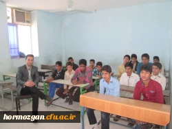 برگزاری اولین اردوی جهادی آموزشی ، فرهنگی دانشجویان پردیس های استان هرمزگان در منطقه محروم بخش هشت بندی از توابع شهرستان میناب 5