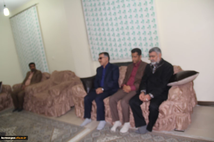با حضور مدیر کل امور ایثارگران و مشاور امور ایثارگران ریاست دانشگاه فرهنگیان و سرپرست دانشگاه فرهنگیان هرمزگان انجام شد

دیدار با خانواده دانشجو معلم شهید ابراهیم تنیده و خانواده شهید همت الله شمسایی پدر مدرس پردیس های استان 4