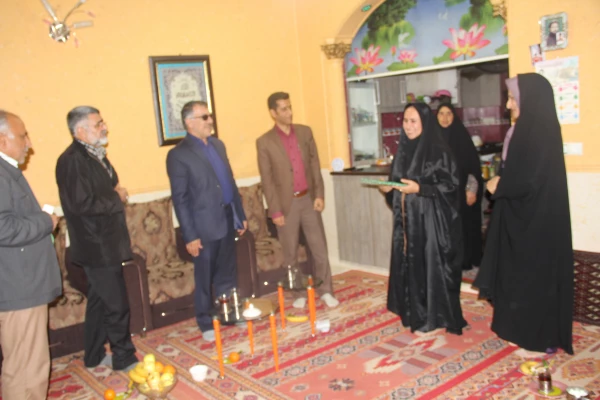 با حضور مدیر کل امور ایثارگران و مشاور امور ایثارگران ریاست دانشگاه فرهنگیان و سرپرست دانشگاه فرهنگیان هرمزگان انجام شد

دیدار با خانواده دانشجو معلم شهید ابراهیم تنیده و خانواده شهید همت الله شمسایی پدر مدرس پردیس های استان 20