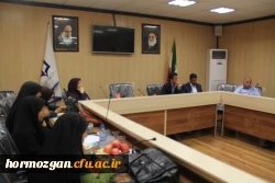 جلسه ی اعضای هیات علمی و مدرسان دانشگاه 4
