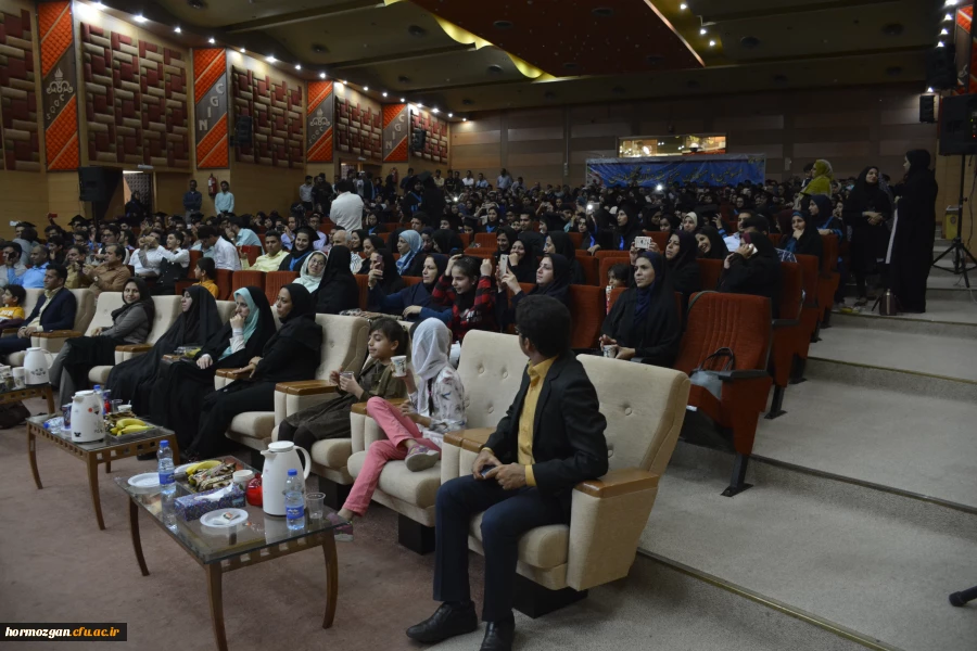دومین جشن دانش آموختگی دانشجو معلمان دانشگاه فرهنگیان هرمزگان