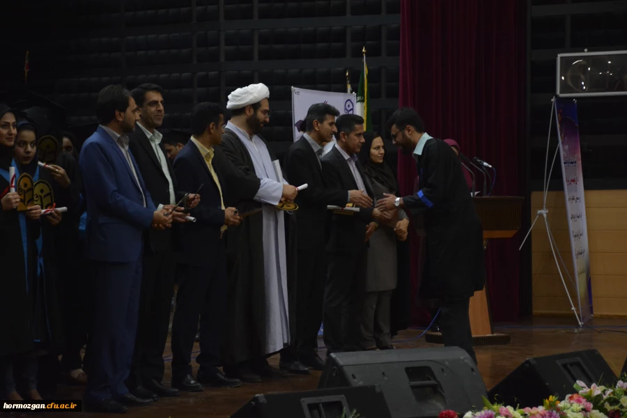 دومین جشن دانش آموختگی دانشجو معلمان دانشگاه فرهنگیان هرمزگان