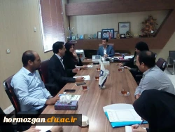 مدیر استانی دانشگاه در نشست شورای پژوهشی دانشگاه فرهنگیان هرمزگان :

حمایت از فعالیت های پژوهشی استادان و دانشجویان در سال تحصیلی 96-97 ادامه خواهد یافت . 2