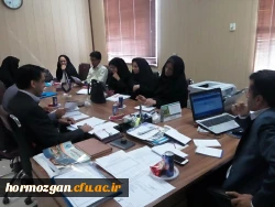 مدیر استانی دانشگاه در نشست ماهیانه شورای آموزشی  دانشگاه فرهنگیان هرمزگان :

برنامه های کیفیت بخشی در حوزه آموزش دانشگاه در سال تحصیلی آینده استمرار خواهد داشت .
 3