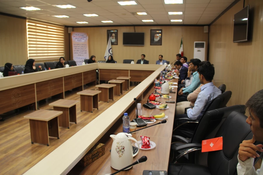 برگزاری نشست سالیانه "همراه با نو معلمان هرمزگان " ویژه ورودی های 91 ( دانش آموختگان سال 95 دانشگاه ) 13