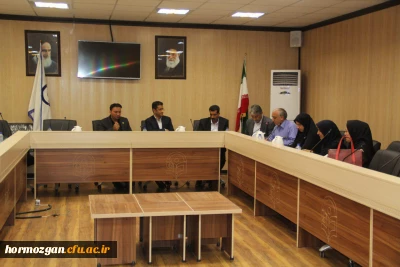 تشکیل نشست مشترک دانشگاه علوم پزشکی بندرعباس و دانشگاه فرهنگیان هرمزگان در جهت اجرایی کردن تفاهم نامه همکاری و تکمیل کارنامه سلامت دانشجویان