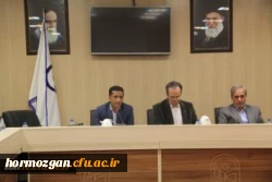 سرپرست دانشگاه فرهنگیان در جلسه پرسش و پاسخ با اساتید و کارکنان دانشگاه فرهنگیان هرمزگان