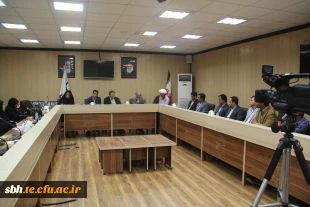 سرپرست دانشگاه فرهنگیان در جلسه پرسش و پاسخ با اساتید و کارکنان دانشگاه فرهنگیان هرمزگان