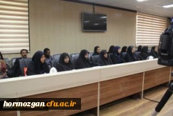 سرپرست دانشگاه فرهنگیان در جلسه پرسش و پاسخ با اساتید و کارکنان دانشگاه فرهنگیان هرمزگان