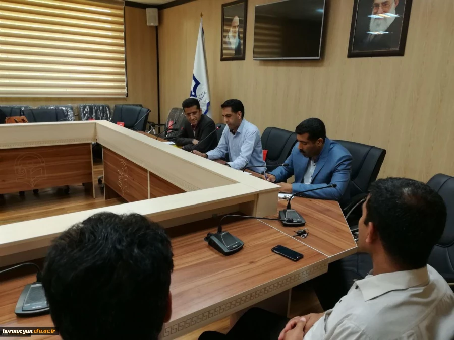اولین نشست اداری دانشگاه فرهنگیان هرمزگان در سال ۹۷  2
