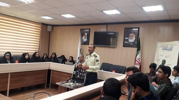 برگزاری کارگاههای دانش خانواده و مبارزه با مواد مخدر به مناسبت هفته سلامت توسط مرکز مشاوره پردیس شهید بهشتی هرمزگان 2