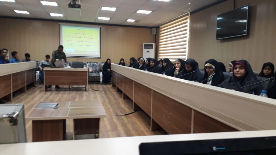 برگزاری کارگاههای دانش خانواده و مبارزه با مواد مخدر به مناسبت هفته سلامت توسط مرکز مشاوره پردیس شهید بهشتی هرمزگان 5