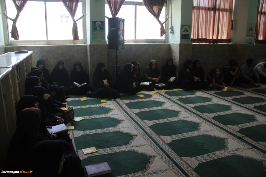 در پردیس شهید بهشتی هرمزگان برگزار گردید:

 مراسم یادبود مرحوم محسن زارعی از همکاران خدوم دانشگاه 4