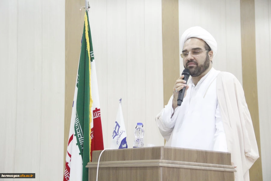 برگزاری مراسم گرامیداشت هفته آموزش و هفته معلم پردیس های استان هرمزگان 5