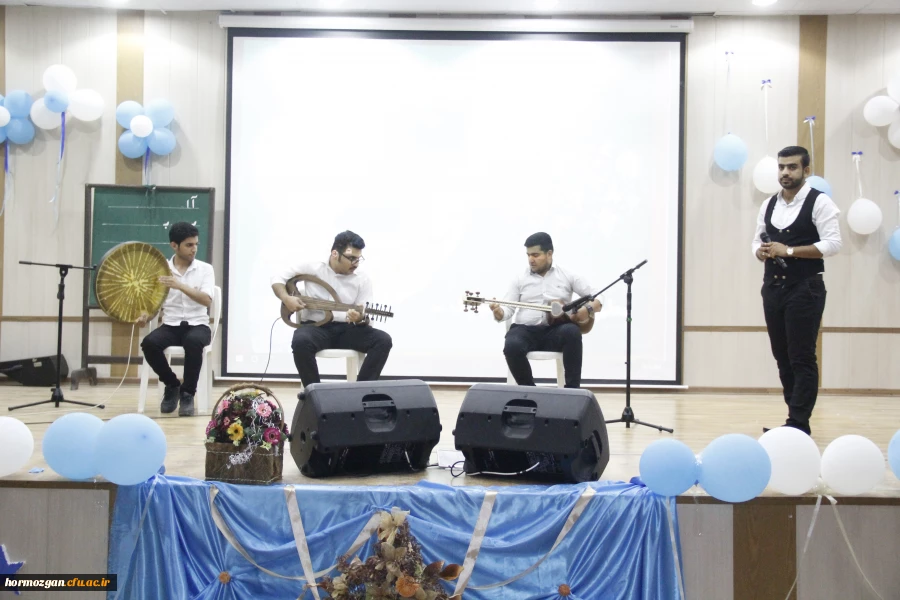 برگزاری مراسم گرامیداشت هفته آموزش و هفته معلم پردیس های استان هرمزگان 6