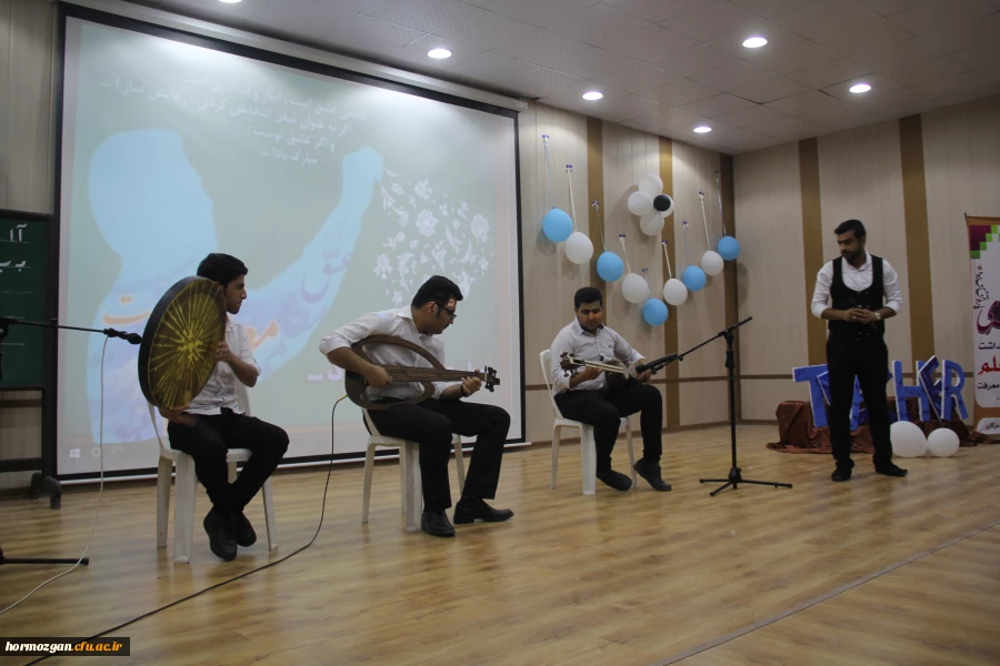 برگزاری مراسم گرامیداشت هفته آموزش و هفته معلم پردیس های استان هرمزگان 12