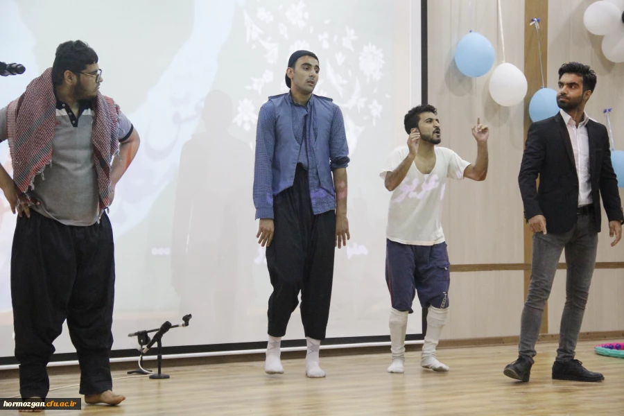 برگزاری مراسم گرامیداشت هفته آموزش و هفته معلم پردیس های استان هرمزگان 7