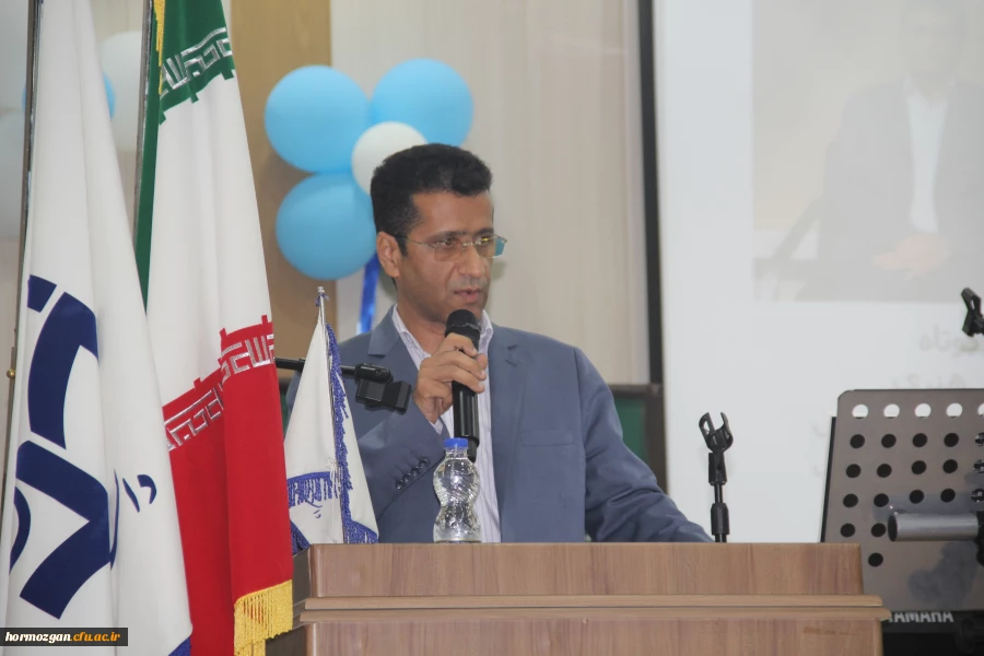 به همت دانشجویان رشته مشاوره پردیس شهید بهشتی هرمزگان برگزار گردید:

 اولین جشنواره فیلم کوتاه دانشجویی پردیس های استان هرمزگان 2