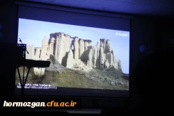 به همت دانشجویان رشته مشاوره پردیس شهید بهشتی هرمزگان برگزار گردید:

 اولین جشنواره فیلم کوتاه دانشجویی پردیس های استان هرمزگان 3
