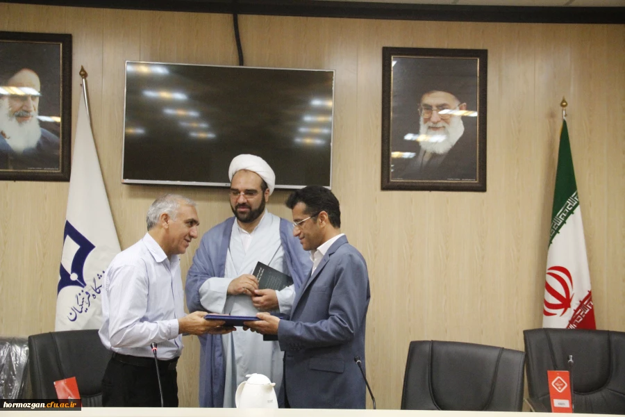 مراسم تجلیل و تکریم همکار بازنشسته آقای غلامرضا ایرانپور 2