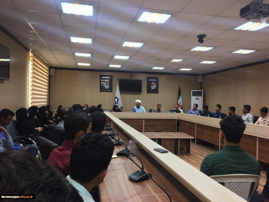 چهارمین سمینار علمی هفتگی دوره تربیت حرفه ای پردیس های استان هرمزگان 2