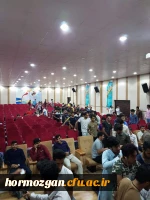 با حضور پرشور دانشجویان پردیس شهید بهشتی هرمزگان برگزار گردید:

انتخابات دوره ی چهارم انجمن اسلامی دانشجویان 6
