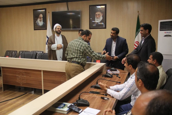 گرامیداشت روز روابط عمومی و ارتباطات و تجلیل از فعالان حوزه روابط عمومی دانشگاه فرهنگیان هرمزگان 3