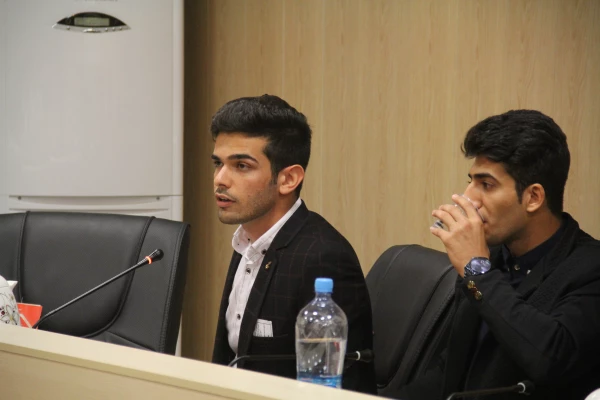 نشست معارفه اعضای جدید شورای مرکزی انجمن اسلامی و تکریم اعضای سابق 2