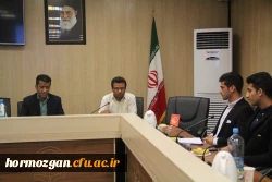 نشست معارفه اعضای جدید شورای مرکزی انجمن اسلامی و تکریم اعضای سابق 5