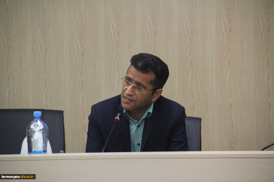 نشست معارفه اعضای جدید شورای مرکزی انجمن اسلامی و تکریم اعضای سابق 6