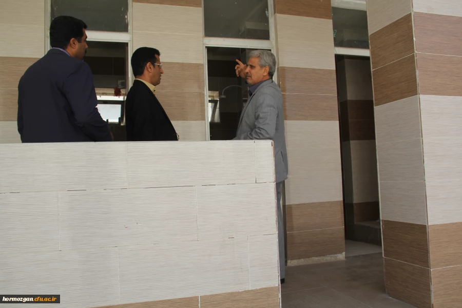 بازدید مدیر کل خدمات و رفاه دانشجوئی دانشگاه فرهنگیان از پردیس های شهید بهشتی و فاطمه الزهرا ( س ) بندرعباس

آقاخانی ، مدیر کل خدمات و رفاه دانشجوئی دانشگاه در  روز چهارشنبه 15/12/97   از پردیس های استان بازدید نمودند. 2