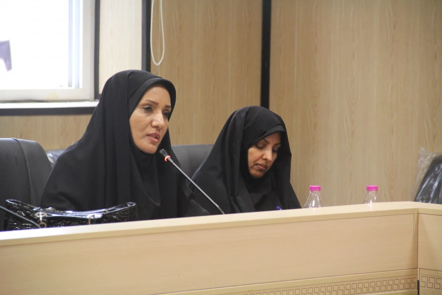 درآستانه سال نو و بهار طبیعت از همکاران بازنشسته سال 97 دانشگاه فرهنگیان هرمزگان تقدیر به عمل آمد. 5