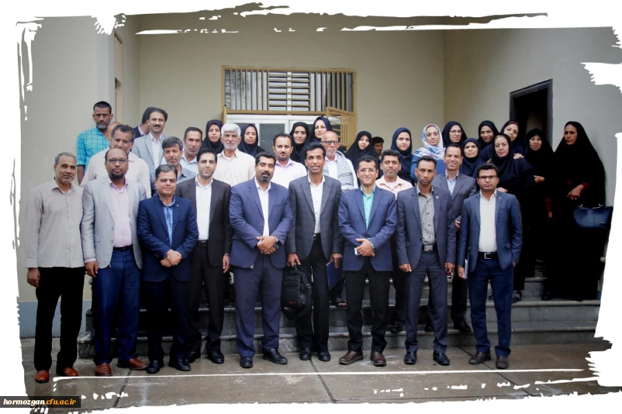 در استانه سال نو و آغاز بهار طبیعت برگزار گردید.

مراسم تقدیر از خدمات کارکنان دانشگاه فرهنگیان هرمزگان در سال 97 2