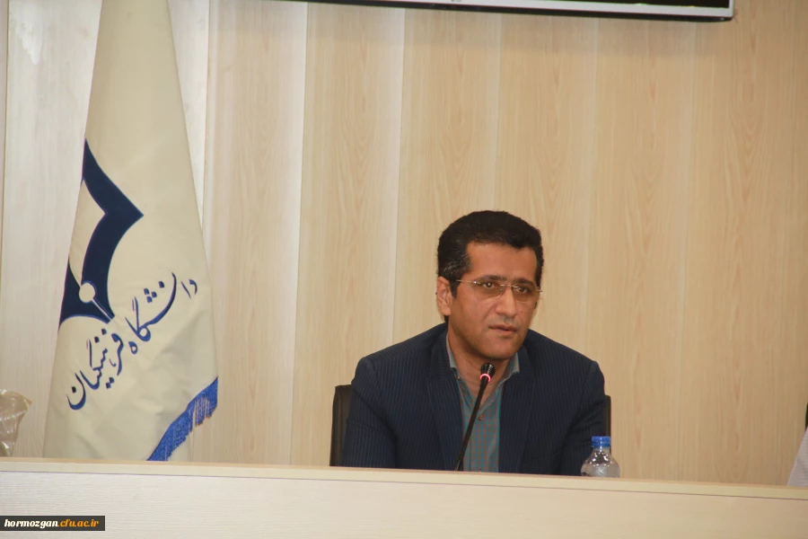 اولین نشست شورای اداری دانشگاه فرهنگیان هرمزگان در سال 98 برگزار گردید 2
