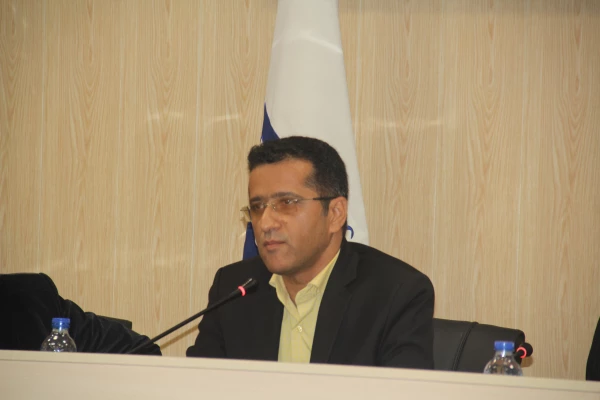 به مناسبت دهه سرآمدی آموزش و با موضوع تحلیل کیفیت آموزش برگزار گردید.

گردهمائی استادان و اعضای هیات علمی دانشگاه فرهنگیان هرمزگان 2