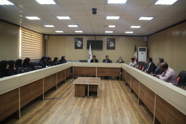 به مناسبت دهه سرآمدی آموزش و با موضوع تحلیل کیفیت آموزش برگزار گردید.

گردهمائی استادان و اعضای هیات علمی دانشگاه فرهنگیان هرمزگان 4