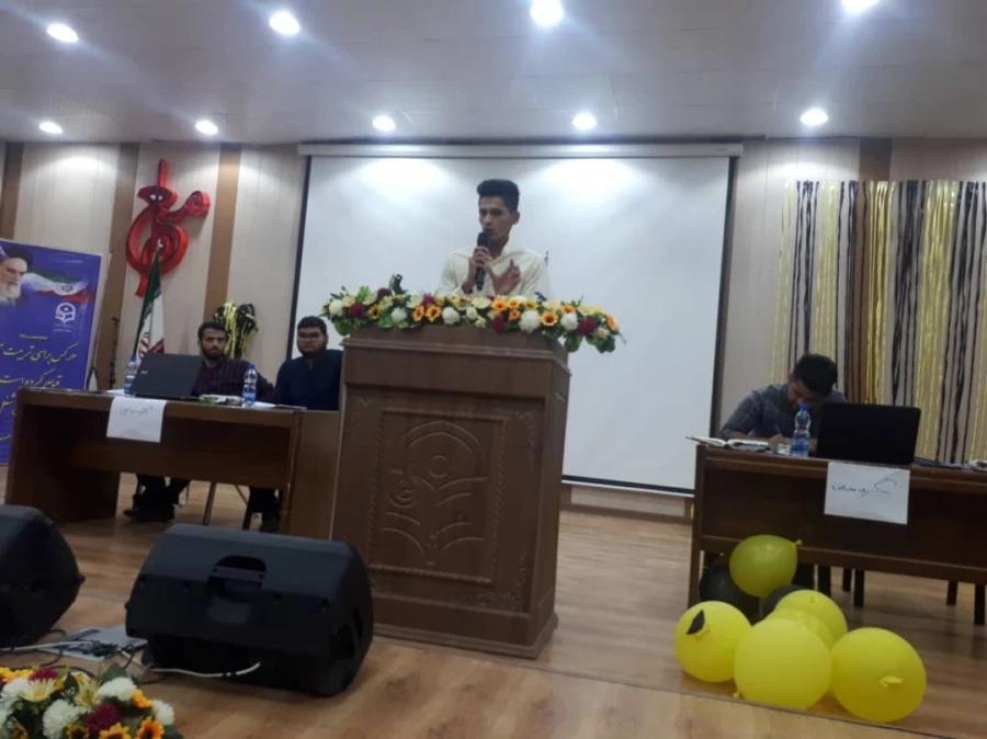 اولین دوره مسابقات مناظره دانشجویی پردیس های استان هرمزگان آغاز به کار کرد. 4