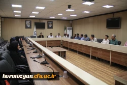 دومین جلسه شورای اداری دانشگاه فرهنگیان هرمزگان در سال 98 تشکیل گردید. 2