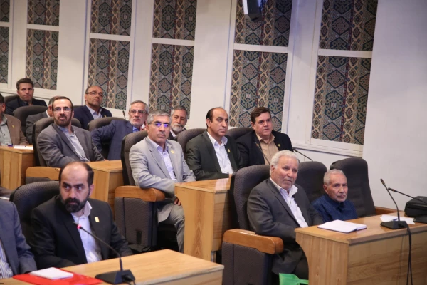 حضور نمایندگان پیشکسوت 54 سال تربیت معلم استان هرمزگان در مراسم سراسری نکوداشت یکصد سالگی تربیت معلم کشور 4