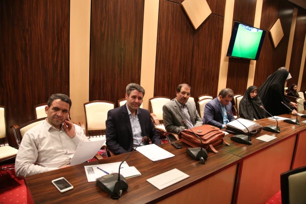 حضور نمایندگان پیشکسوت 54 سال تربیت معلم استان هرمزگان در مراسم سراسری نکوداشت یکصد سالگی تربیت معلم کشور 5