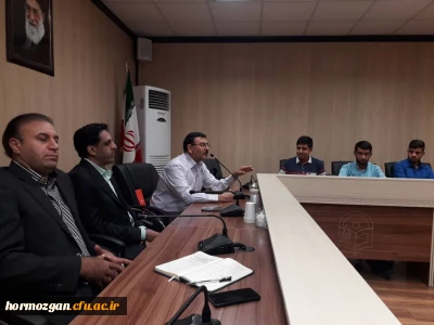 پنل نقش اجتماعی و تربیتی معلم در دانشگاه فرهنگیان هرمزگان برگزار شد.