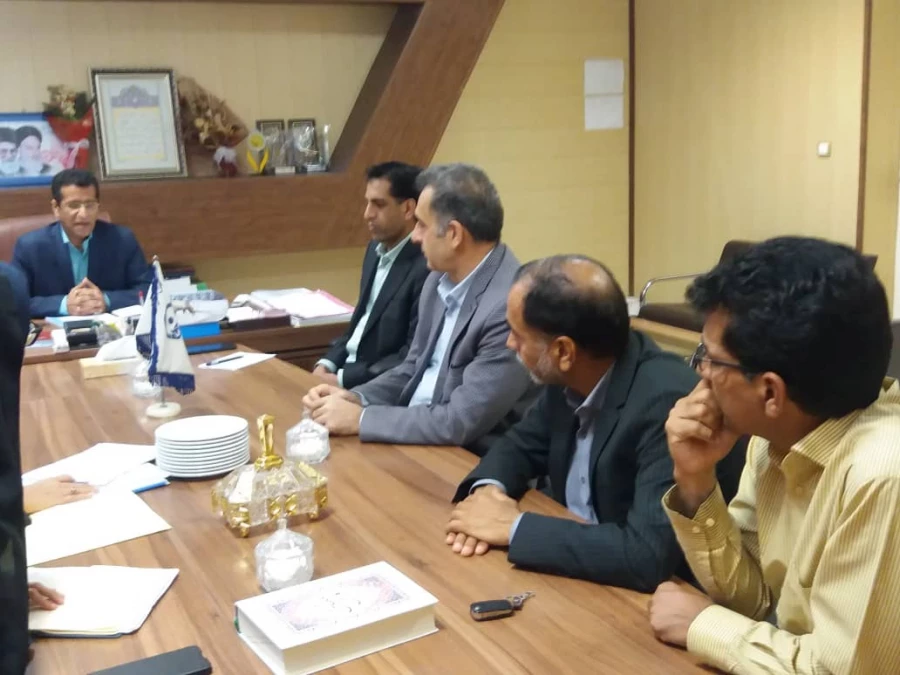 نشست شورای آموزشی دانشگاه فرهنگیان هرمزگان برگزار شد:

اولین نشست شورای آموزشی دانشگاه فرهنگیان هرمزگان در سال 98 در دفتر مدیریت استانی برگزار گردید.
 4