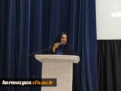 دومین جشنواره شعر دانشجویی دانشگاه فرهنگیان هرمزگان برگزار گردید. 10