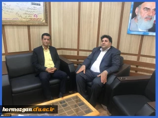 نشست مشترک مدیر امور پردیس های استان هرمزگان و مدیر کل نوسازی و تجهیزات مدارس استان